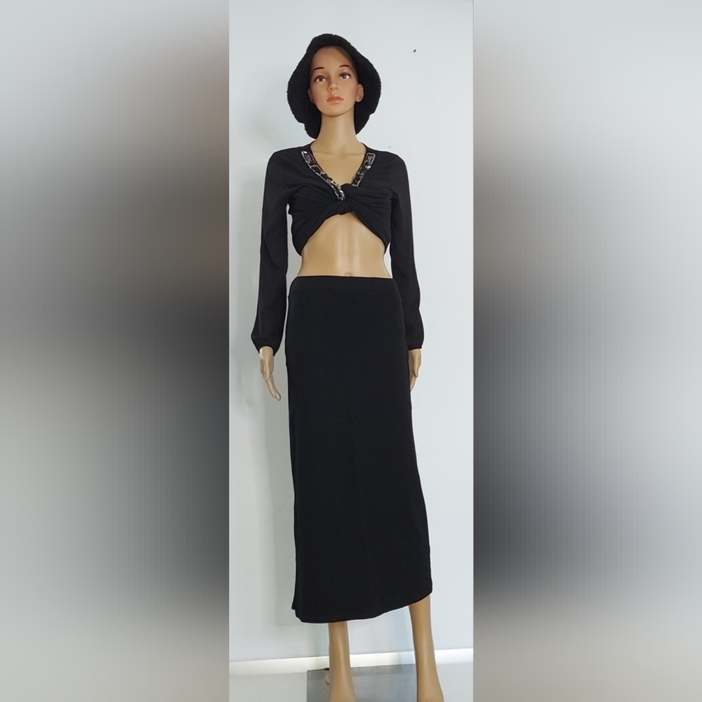 Elegant Black Long Skirt with Side Opening